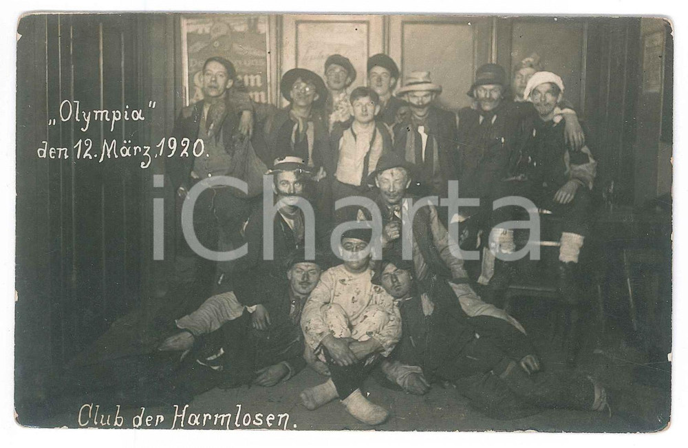 Fotografia d epoca originale 1920 GERMANY  CARNIVAL  Olympia  Club der Harmlosen  Photo 14x9 cm 1