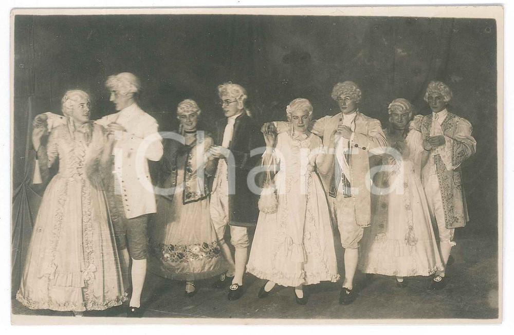 Fotografia d epoca originale 1930 GERMANIA  Danza in costume storico  Foto cartolina 14x9 cm 1