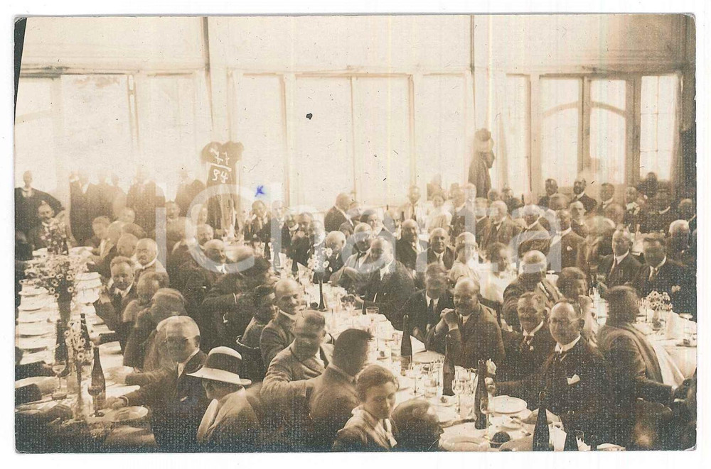 Fotografia d epoca originale 1920 ca GERMANIA Pranzo di gruppo al ristorante  Foto 14x9 cm 1