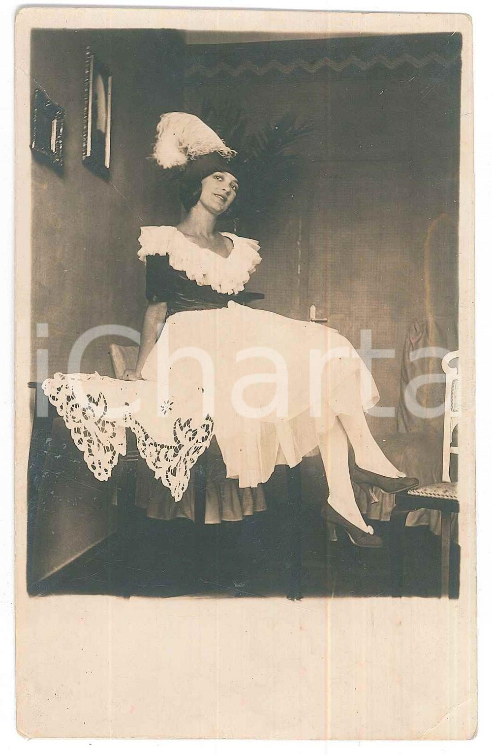 Fotografia d epoca originale 1920 ca GERMANIA Donna in costume da ballo  Ritratto Foto vintage 9x14 cm 1