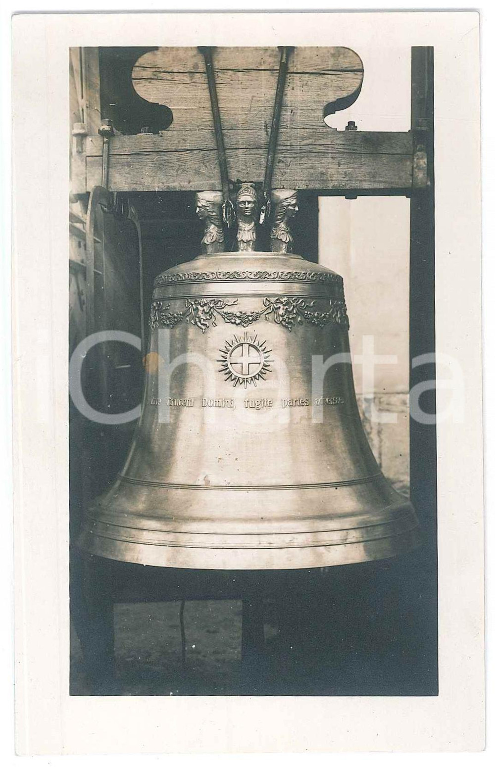 Fotografia d epoca originale 1933 GERMANY Bell with motto Ecce crucem Domini, fugite partes adversae Photo 1