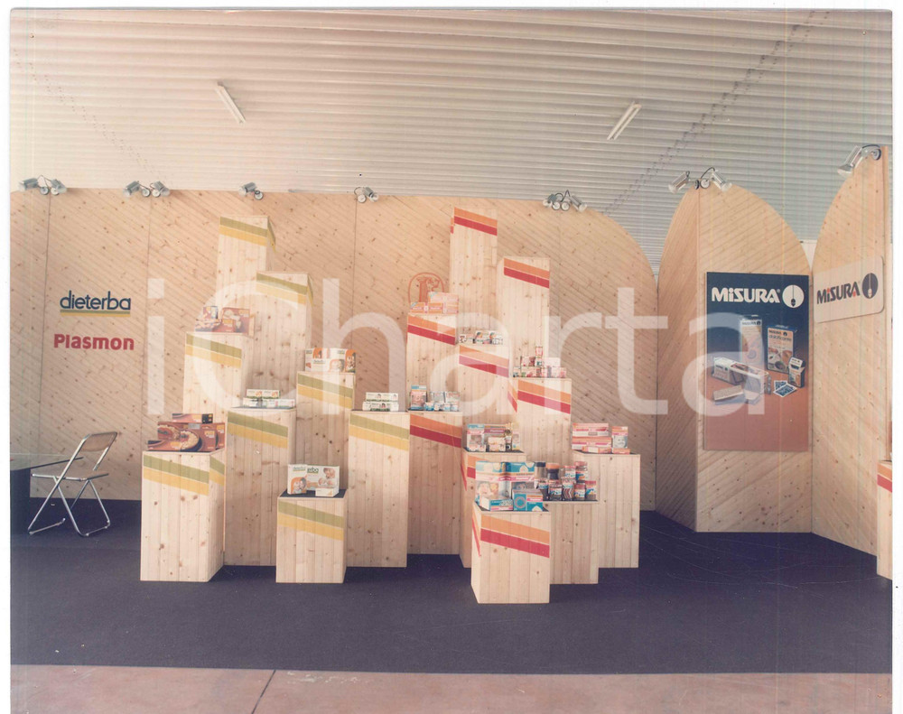 Fotografia d epoca originale 1977 CONVEGNO DI PALERMO Stand Dieterba PLASMON Misura  Foto 24x18 cm 1