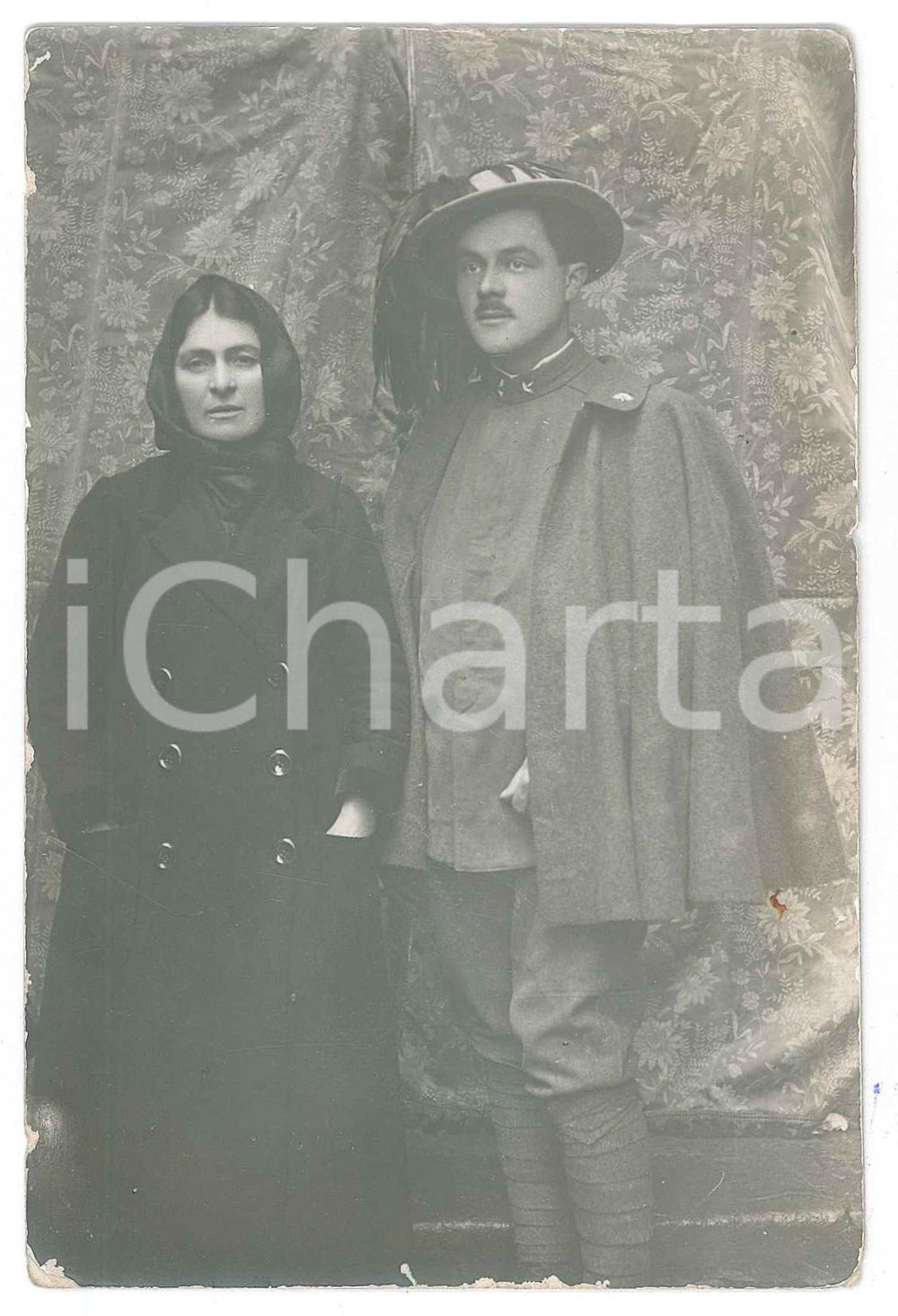 Fotografia d epoca originale 1915 WW1 REGIO ESERCITO ANCONA Bersagliere E. FIORAVANTI con la madre Foto 1