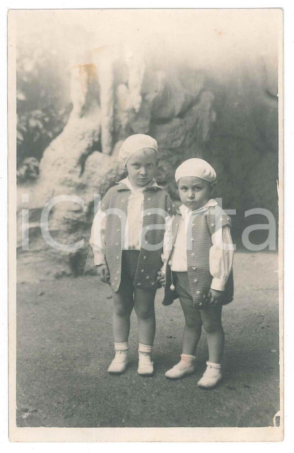 Fotografia d epoca originale 1932 GENOVA Due fratellini vestiti uguali  Ritratto Foto cartolina 1