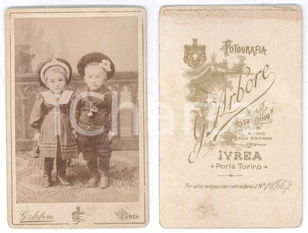 Fotografia d epoca originale 1900 ca IVRA Porta Torino  Ritratto di due fratellini  Foto G. ARBORE 1