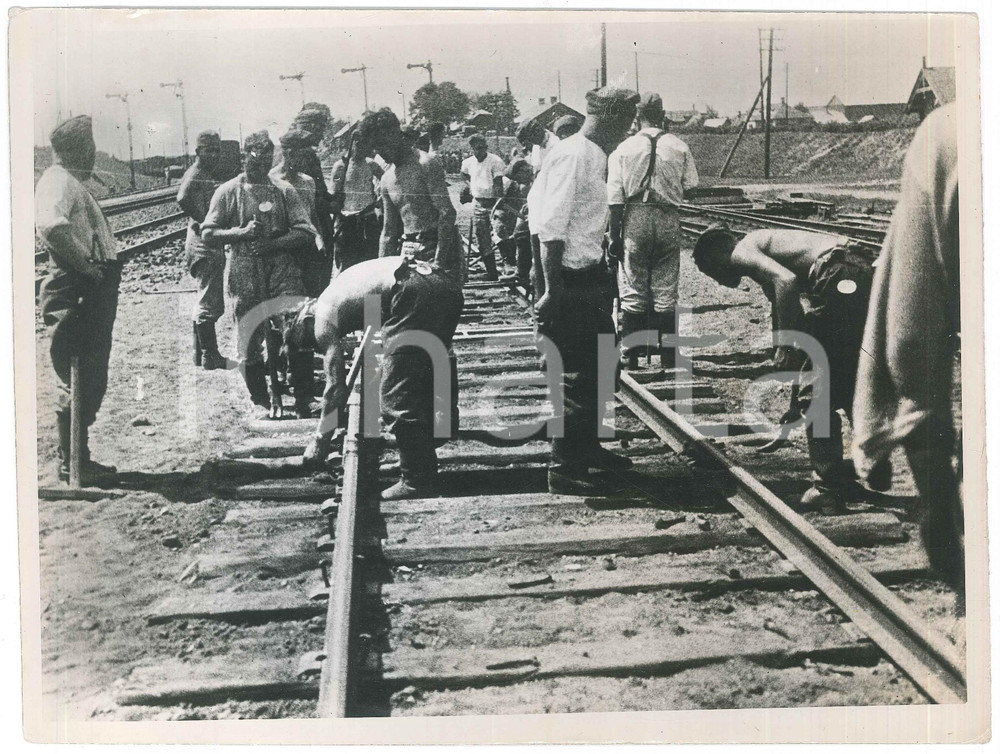 Fotografia d epoca originale 1941 WW2 FERROVIE URSS  Lavori di riparazione ai binari  Foto 24x18 cm 1