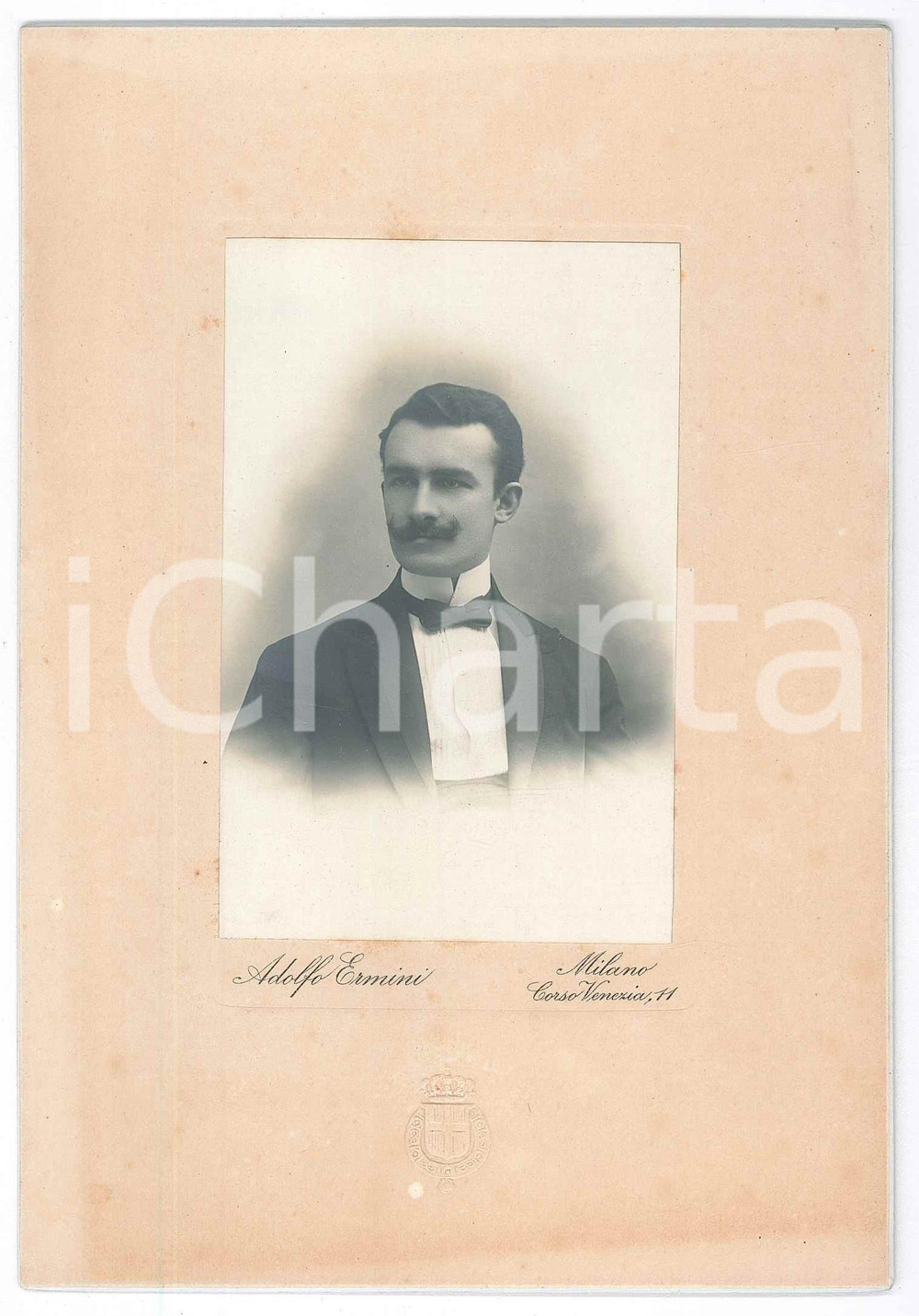 Fotografia d epoca originale 1910 ca MILANO Ritratto di un giovane uomo  Foto Adolfo ERMINI 17x25 cm 1