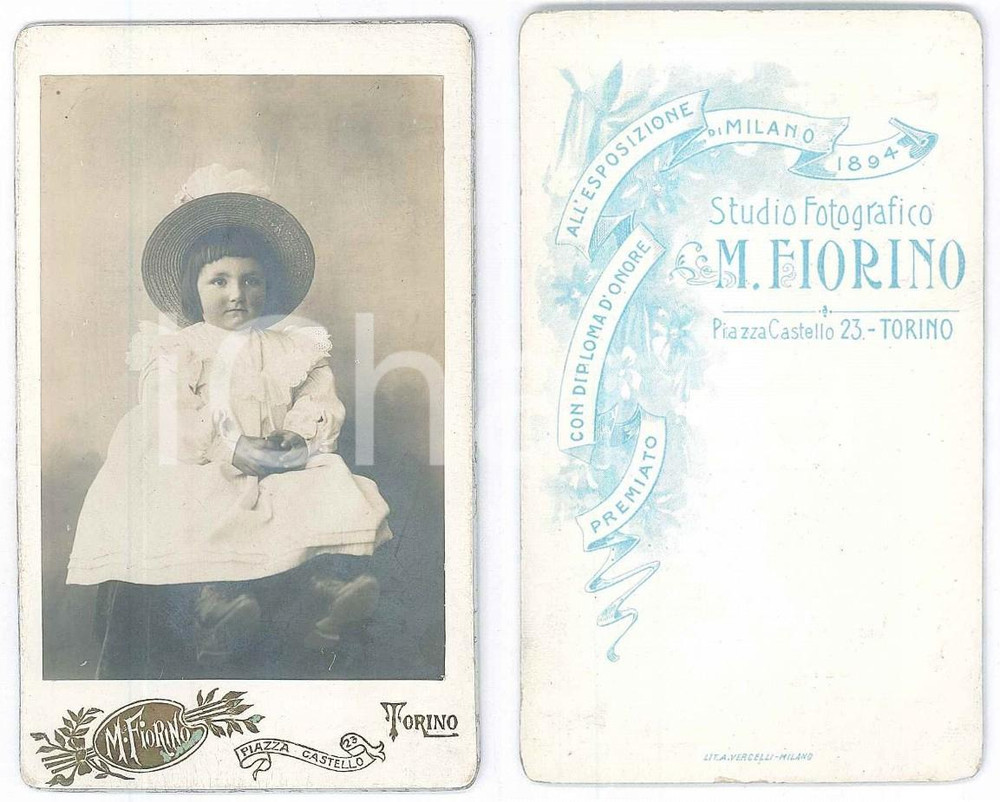 Fotografia d epoca originale 1895 ca TORINO Bambina in abito bianco e cappello  Foto M. FIORINO CDV 1