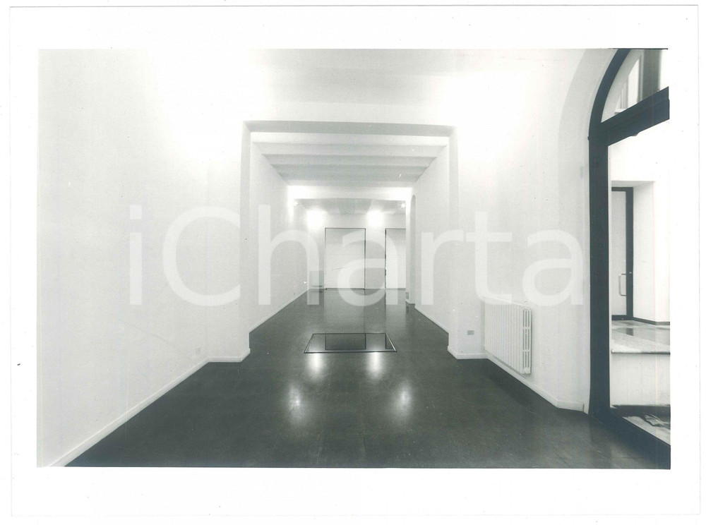 Fotografia d epoca originale 1989 MILANO Fondazione MUDIMA Primo piano  Foto 24x17 cm 1