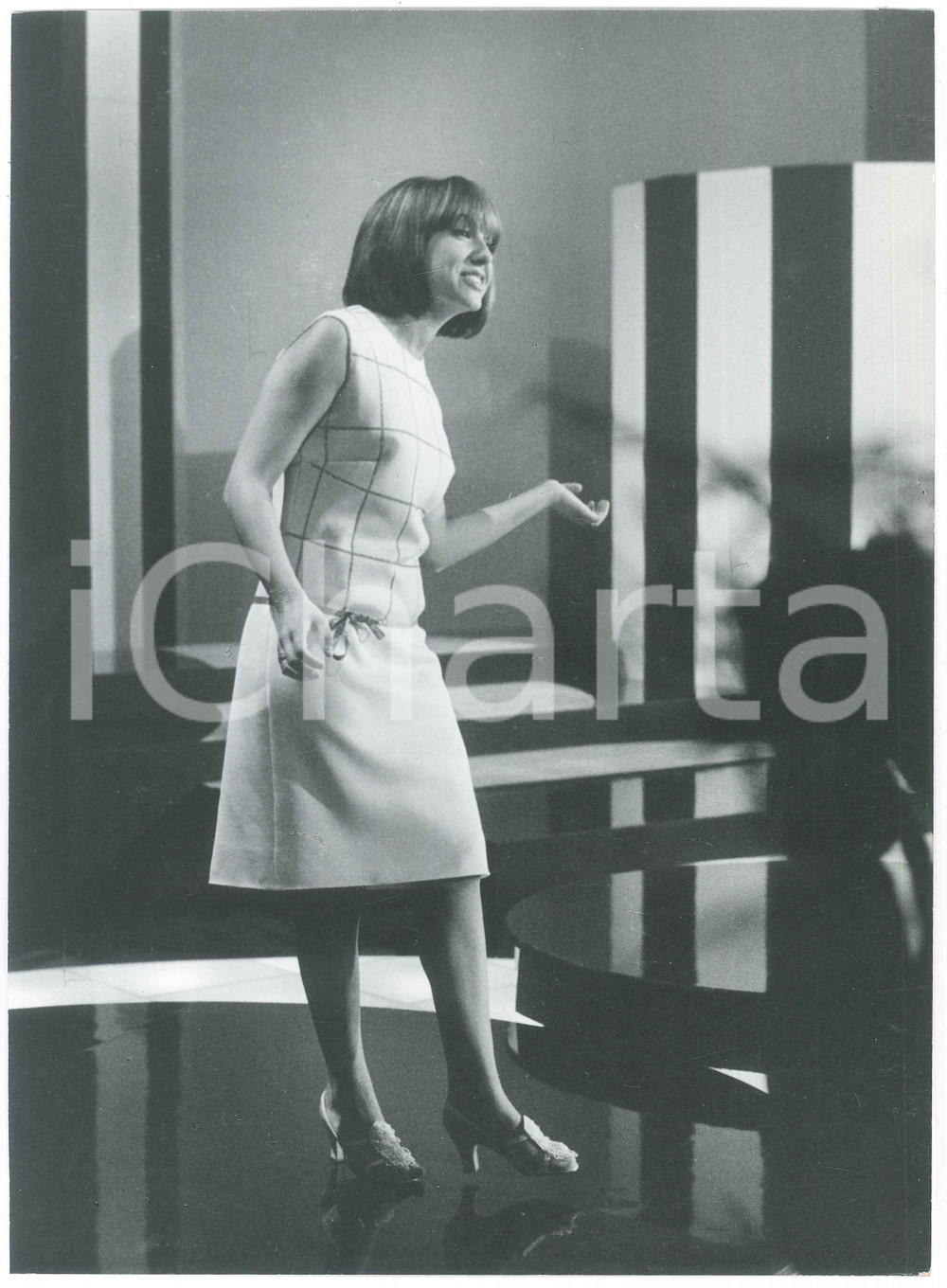 Fotografia d epoca originale 1970 ca ITALIA  MUSICA Wilma GOICH durante esibizione  Foto 21x30 2 1
