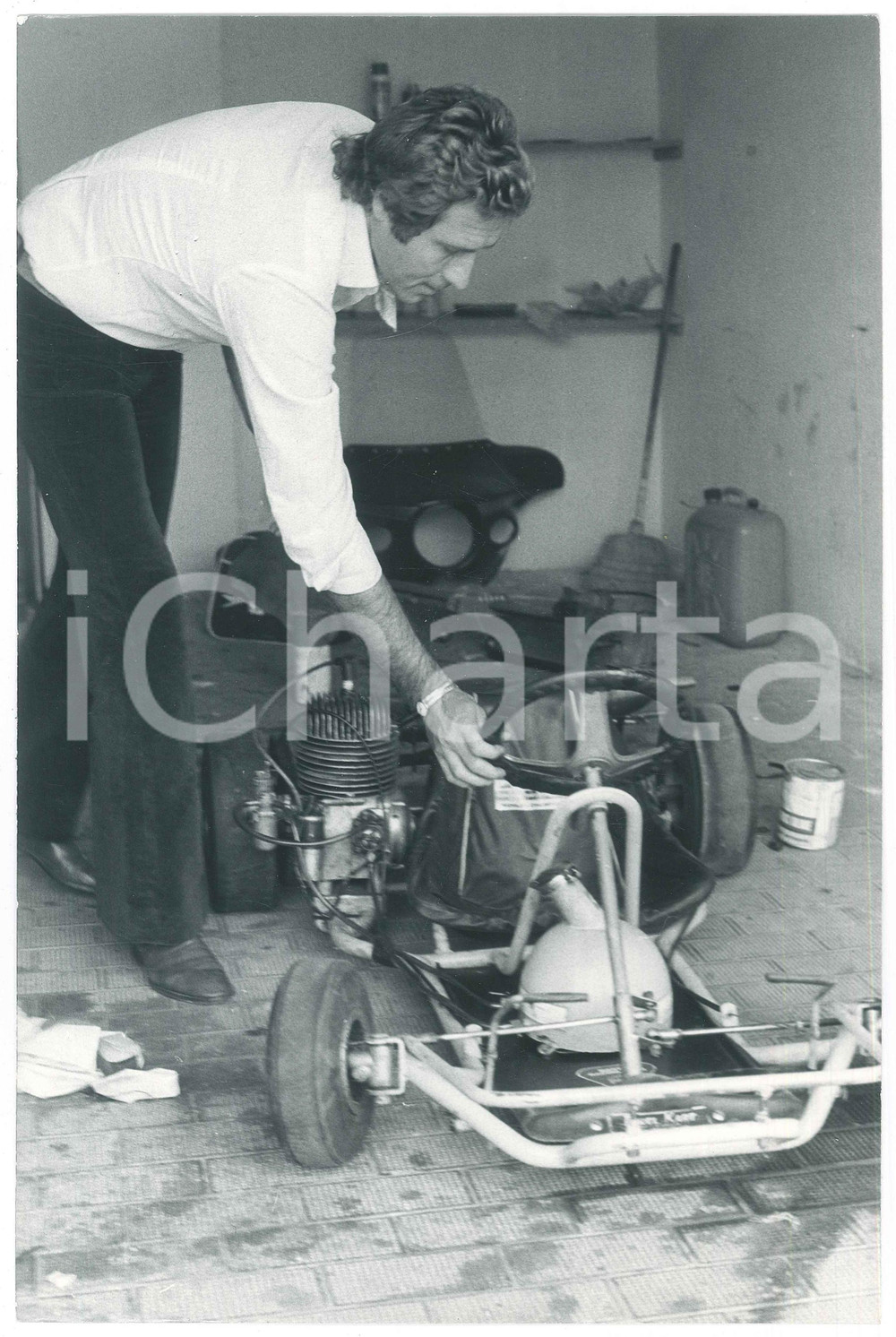 Fotografia d epoca originale 1970 ca ITALIA  CINEMA Maurizio MERLI con gokart Foto 20x30 cm 1