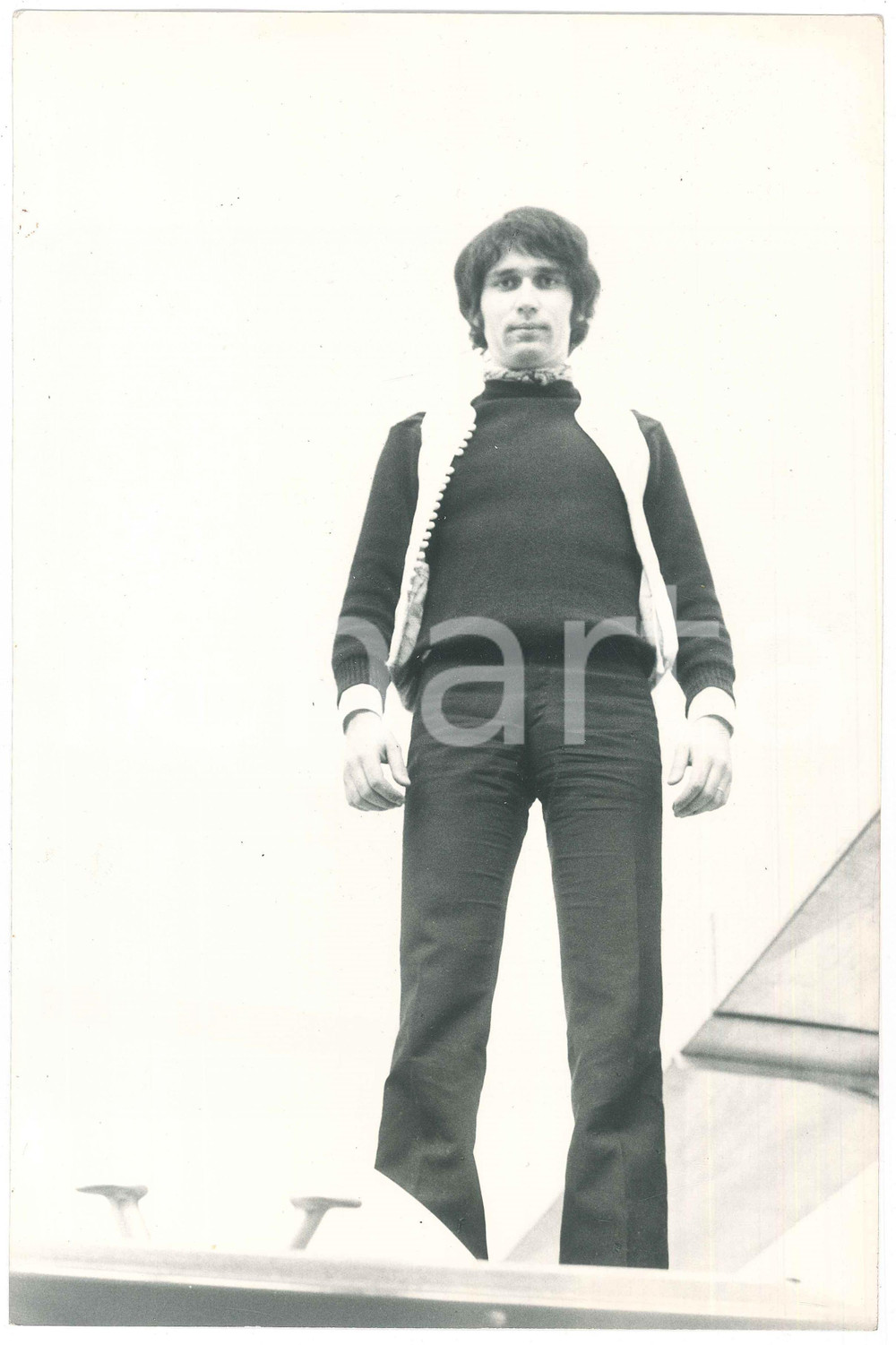 Fotografia d epoca originale 1970 ca MUSICA  I GIGANTI Bassista Sergio DI MARTINO in barca  Foto 20x30 6 1