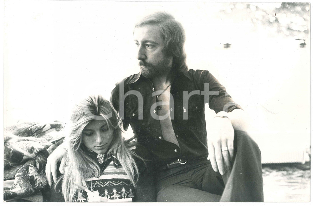 Fotografia d epoca originale 1970 ca COSTUME Marina OCCHIENA e Cristiano MINELLONO  Ritratto 1 Foto 1