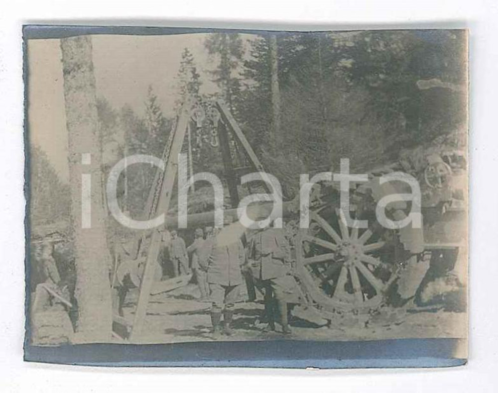 Fotografia d epoca originale 1918 WW1 ZONA DI GUERRA  Artiglieria da montagna al lavoro 2 Foto 6x4 cm 1