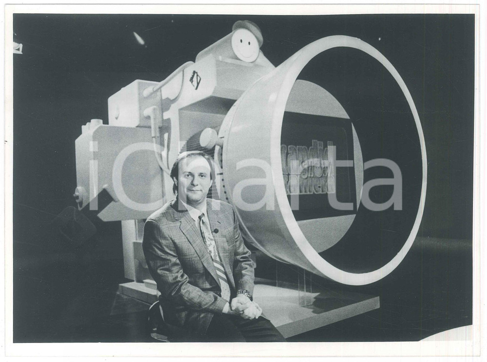 Fotografia d epoca originale 1990 ca TV Candid Camera Show  Gerry SCOTTI presentatore Foto 1