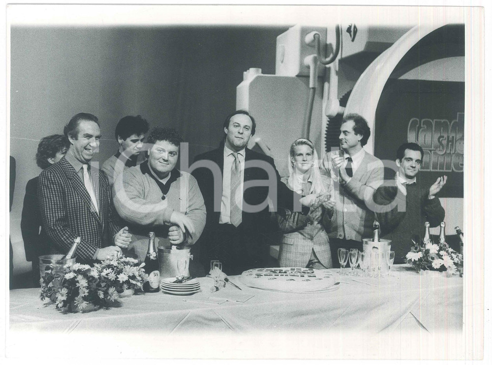 Fotografia d epoca originale 1988 Candid Camera Show Gerry SCOTTI Davide MENGACCI e i ragazzi della 3C 2 1