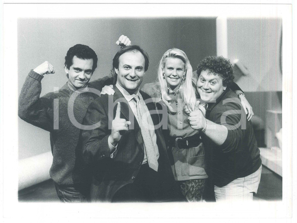 Fotografia d epoca originale 1988 TV Candid Camera Show  Gerry SCOTTI e i ragazzi della 3C 3 Foto 1