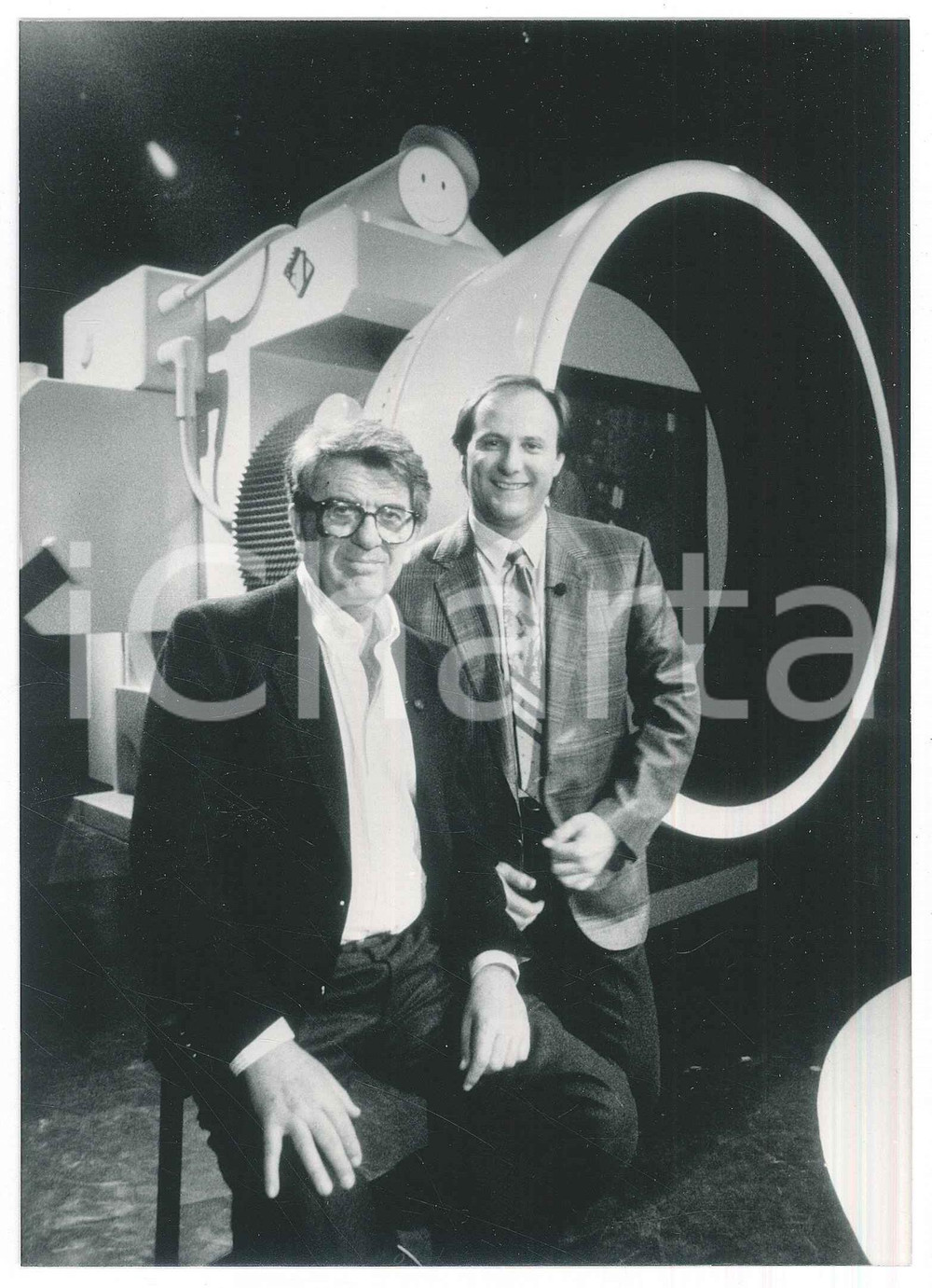 Fotografia d epoca originale 1990 ca TV Candid Camera Show Nanni LOY Gerry SCOTTI 4 Foto 1