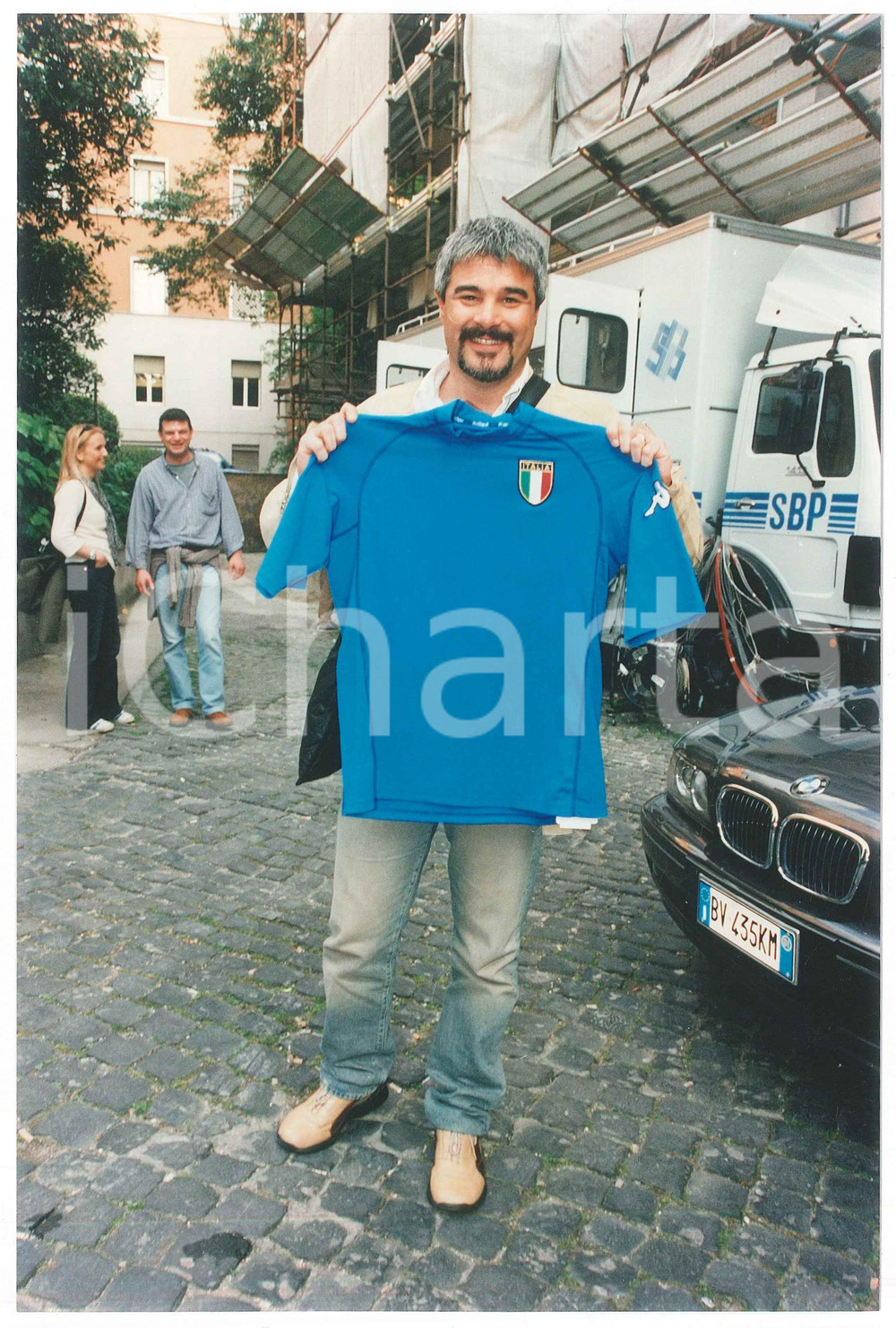 Fotografia d epoca originale 2000 ca COSTUME Pino INSEGNO con la maglia della Nazionale di calcio Foto 1
