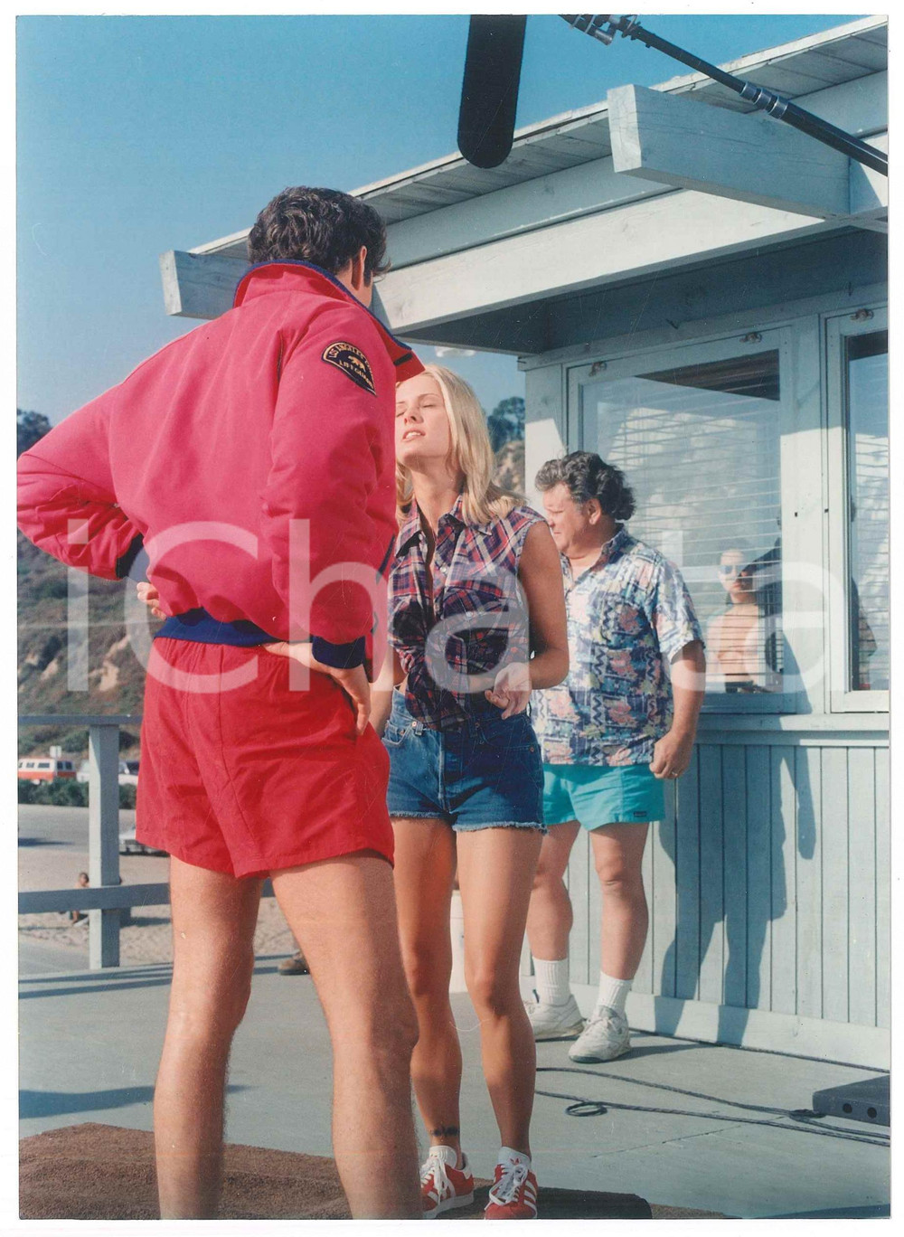 Fotografia d epoca originale 1995 ca USA BAYWATCH TV Series  David HASSELHOFF Nicole EGGERT  sul set Foto 1