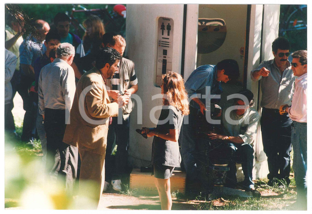 1994 CINEMA Film "Belle al bar" - Alessandro BENVENUTI Eva ROBIN'S - Foto (1) Fotografia originale di agenzia. GOOD/buono  Formato: 19x13 cm originale e autentica 1