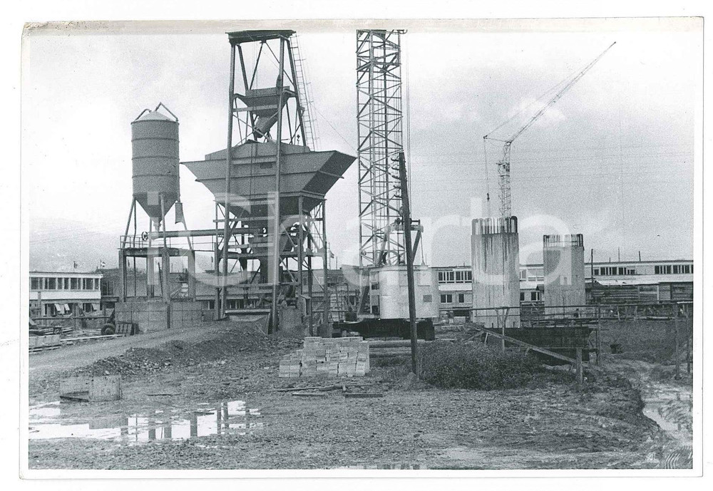 Fotografia d epoca originale 1955 ca GINEVRA Costruzione del CERN  Cantiere  Foto 15x10 cm 2 1
