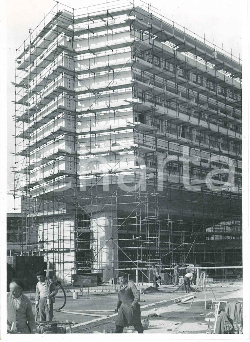 Fotografia d epoca originale Marzo 1959 GINEVRA Costruzione del CERN  Cantiere main building  Foto 1 1