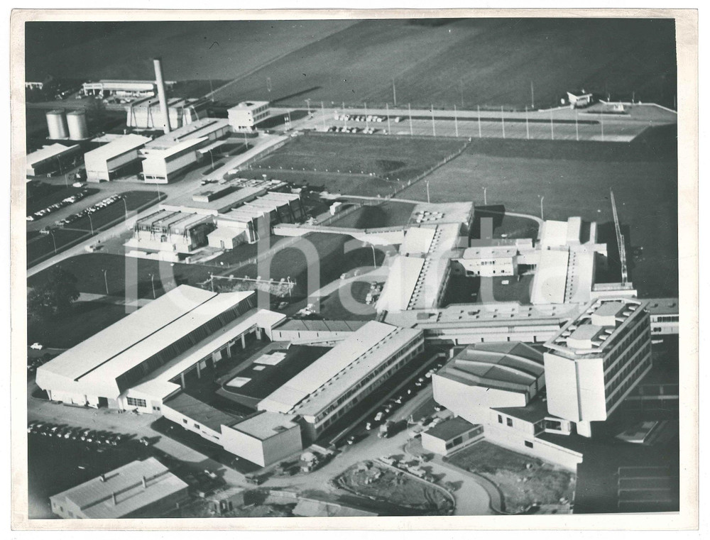 Fotografia d epoca originale 1960 ca GINEVRA Nuovi edifici del CERN  Veduta aerea  Foto 24x18 cm 1 1