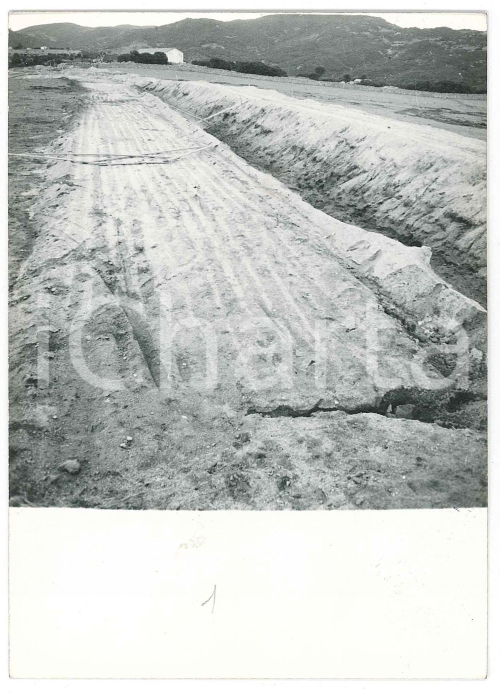 Fotografia d epoca originale 1965 ca SARDEGNA GALLURA AGNATA  Cantiere  Canale  Foto 10x15 cm 1