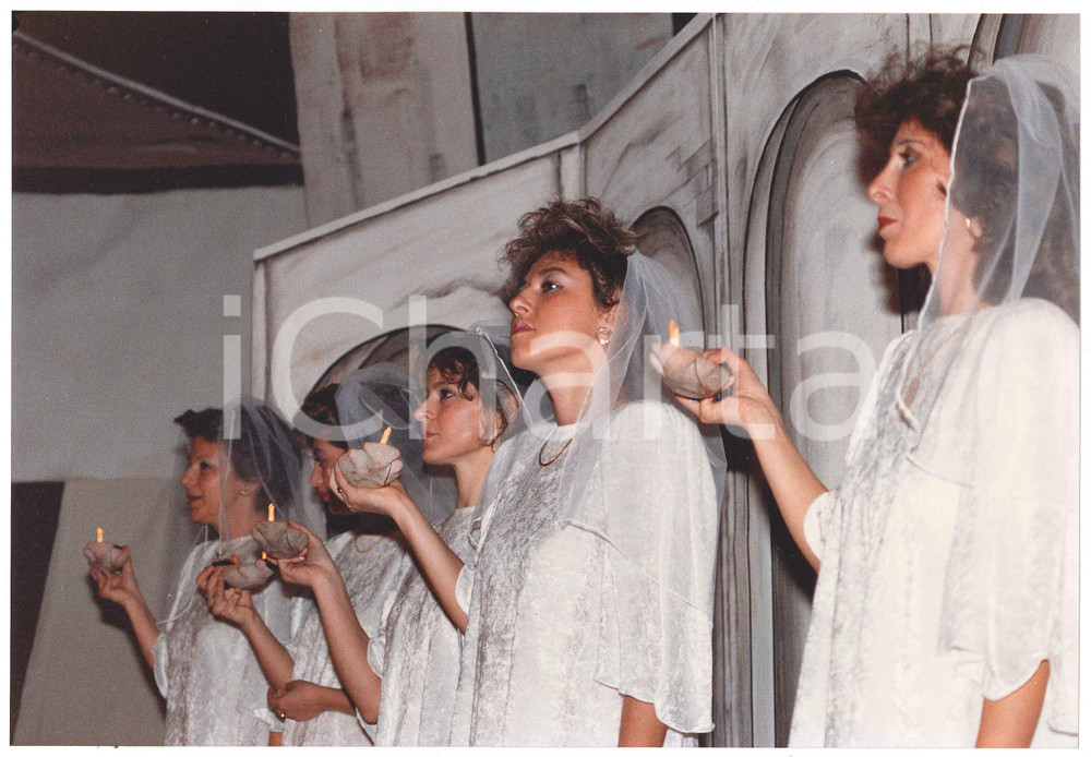Fotografia d epoca originale 1985 SARONNO TEATRO  GRUPPO PALCOSCENICO Commedia di dieci vergini  Foto 10 1