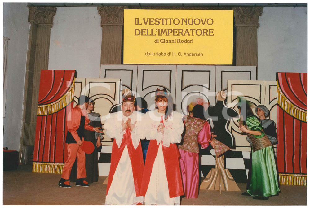 Fotografia d epoca originale 1987 SARONNO  GRUPPO PALCOSCENICO Vestito nuovo dell Imperatore  Foto 8 1