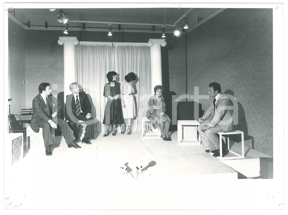 Fotografia d epoca originale 1977 RESCALDINA TEATRO  GRUPPO PALCOSCENICO  Flavia e le sue bambole Foto 21 1
