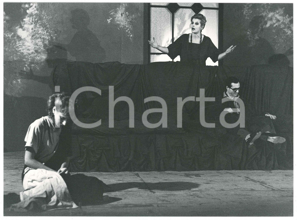 Fotografia d epoca originale 1985 SARONNO TEATRO  GRUPPO PALCOSCENICO  Per non morire Foto 1 1