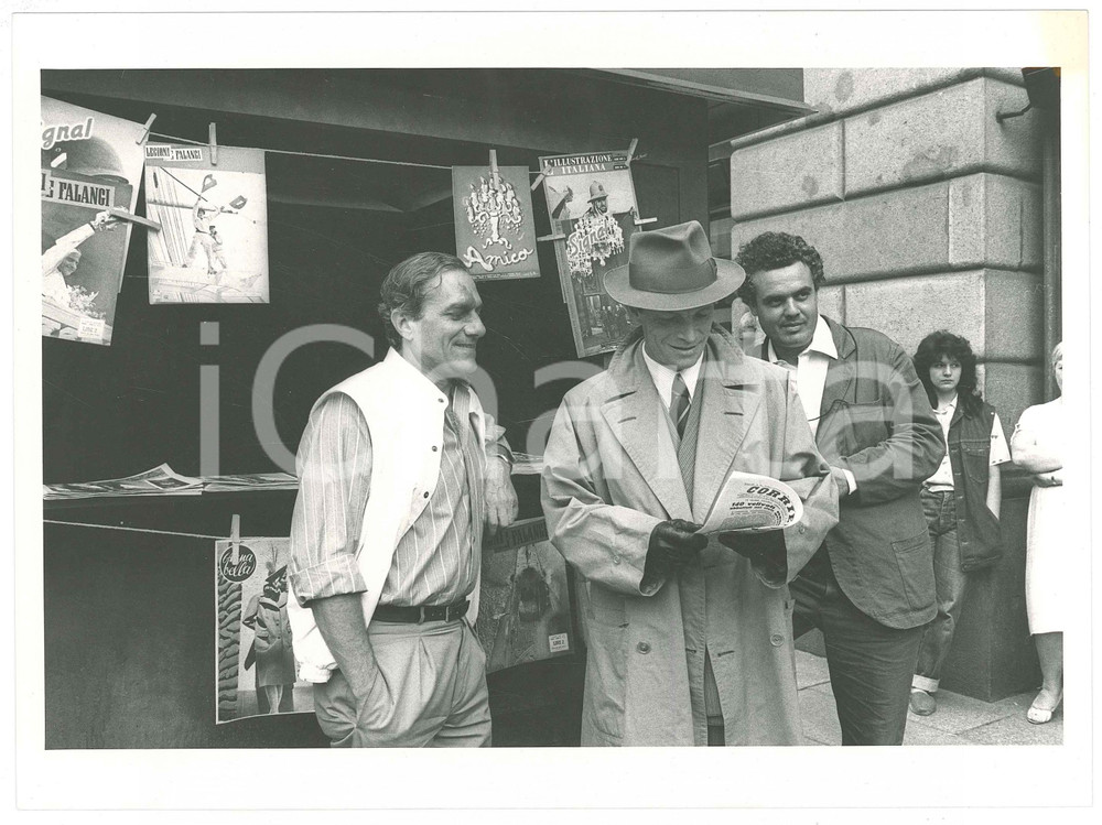 Fotografia d epoca originale 1984 MILANO Marco Tullio GIORDANA Umberto ORSINI sul set di Notti e nebbie 1
