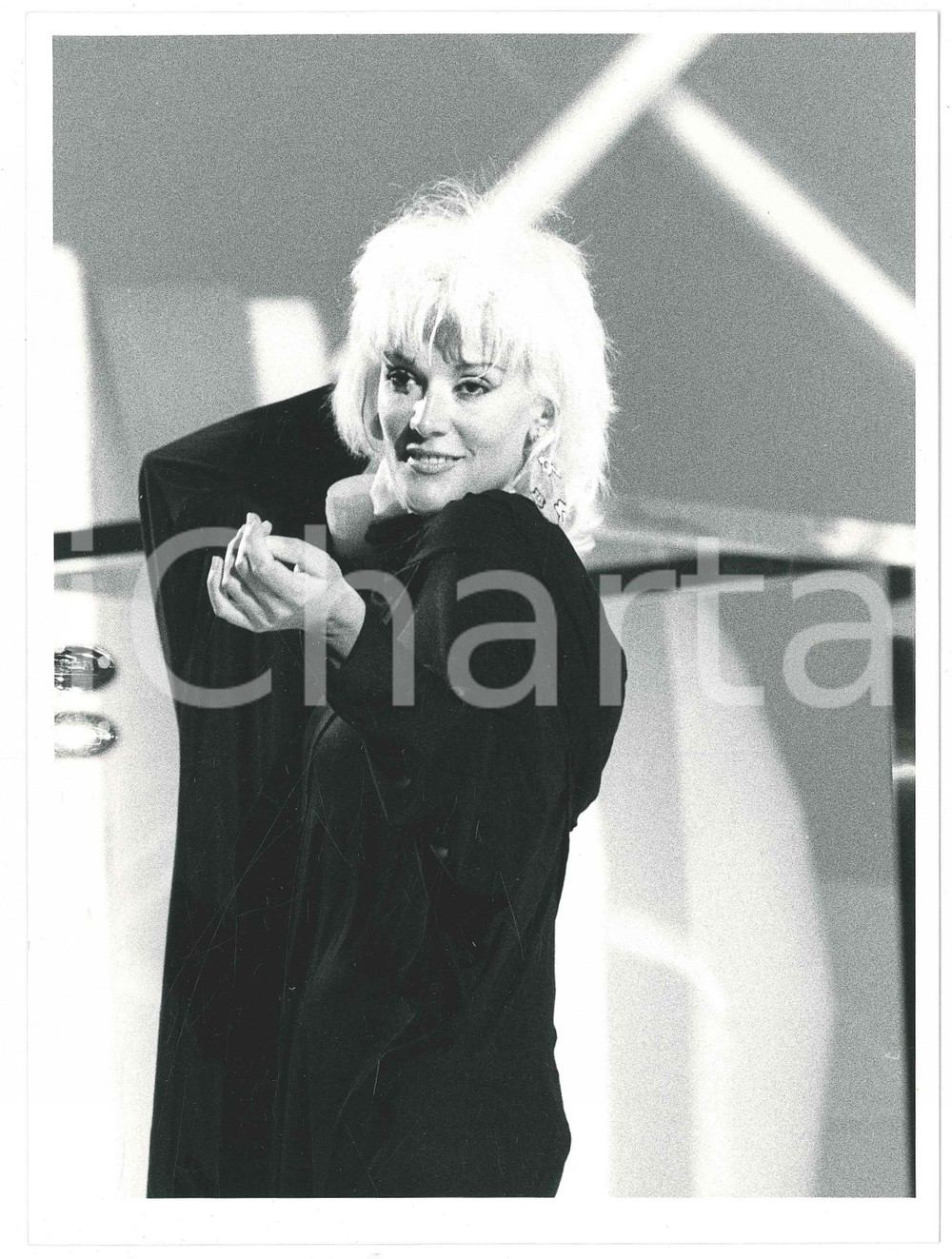 Fotografia d epoca originale 1985 ca MUSICA  SAINT VINCENT ESTATE  Donatella RETTORE 4 Foto 18x24 cm 1