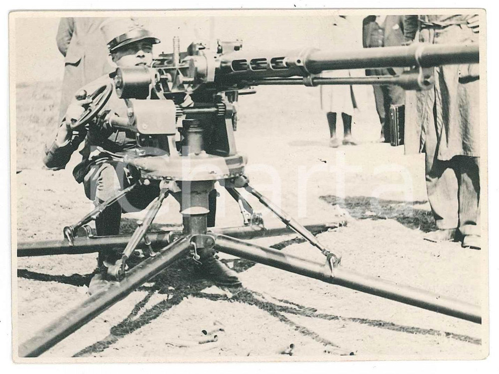 Fotografia d epoca originale 1935 ca REGIO ESERCITO  Dimostrazione di tiro con mitragliatrice Foto 12x8 5 1