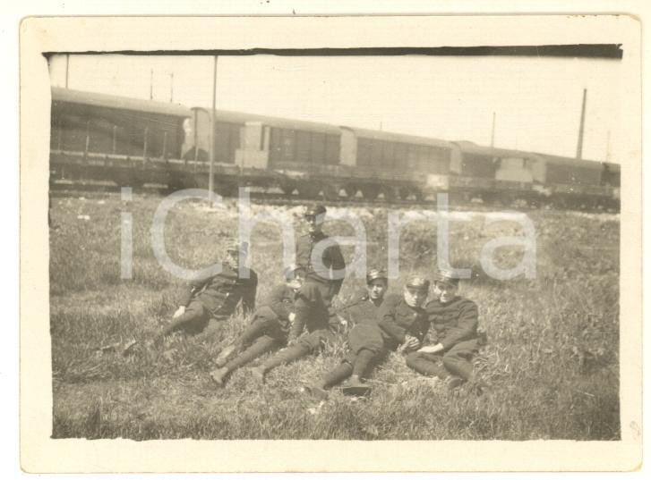 Fotografia d epoca originale 1932 TORINO  FERROVIE  Gruppo di ufficiali  Foto 9x6 cm 1