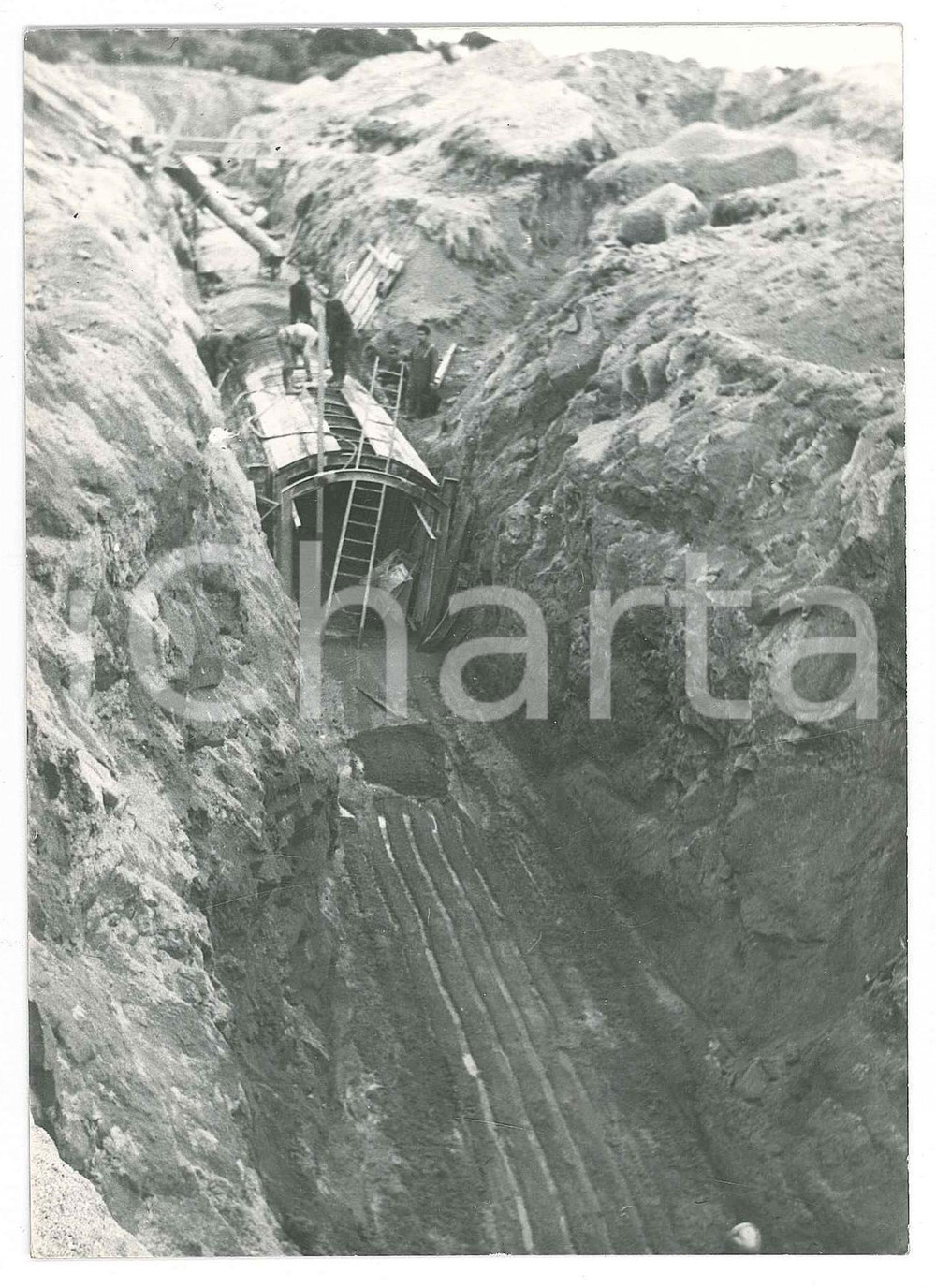 Fotografia d epoca originale 1965 ca SARDEGNA GALLURA CAPICHERA Scavo galleria artificiale  Foto 1