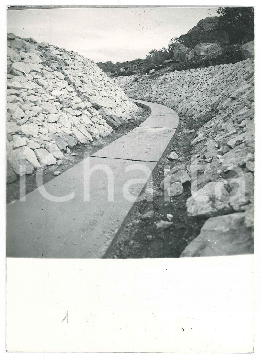 Fotografia d epoca originale 1965 ca SARDEGNA GALLURA Canale PADULE Valle  Platea e prerivestimento Foto 2 1