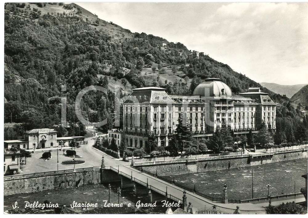 Cartolina originale da collezione 1950 ca SAN PELLEGRINO TERME Stazione termale e Grand Hotel  Cartolina FG NV 1