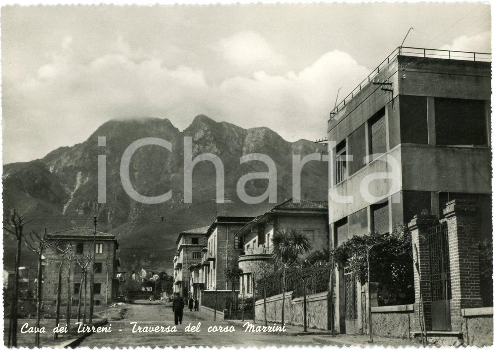 Cartolina originale da collezione 1958 CAVA DE  TIRRENI SA Traversa di Corso Mazzini  Cartolina ANIMATA FG VG 1