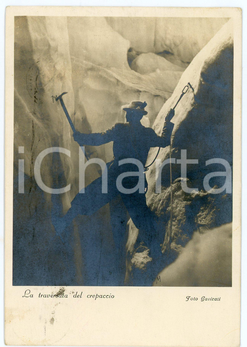 Cartolina originale da collezione 1940 ITALIA  ALPINISMO Traversata del Crepaccio  Alpinista  Cartolina FG VG 1