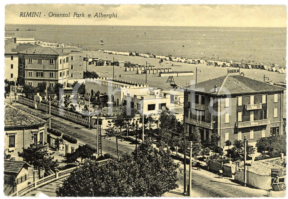 Cartolina originale da collezione 1952 RIMINI Oriental Park e Alberghi  Cartolina ANIMATA FG VG 1
