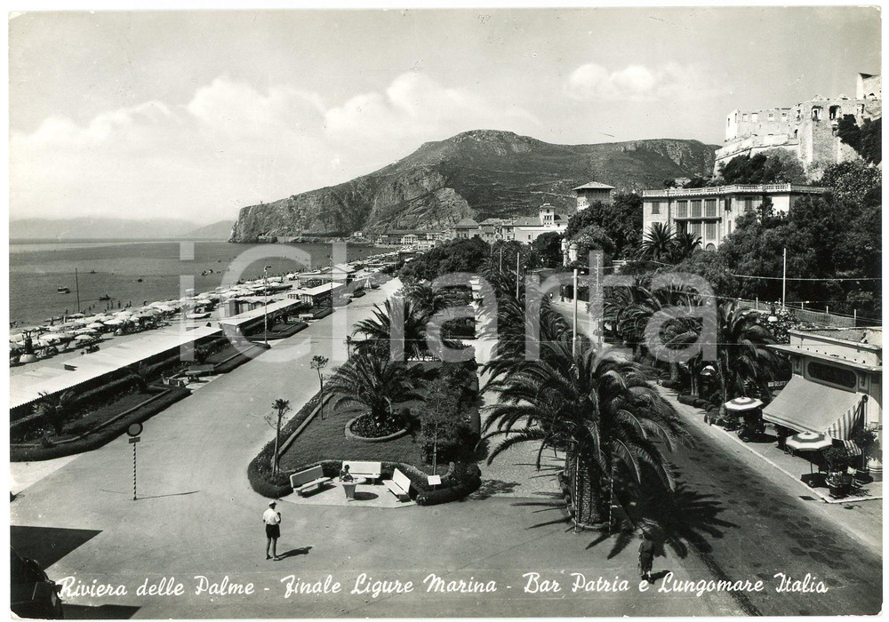 Cartolina originale da collezione 1954 FINALE LIGURE SV Bar Patria e Lungomare Italia  Cartolina FG VG 1