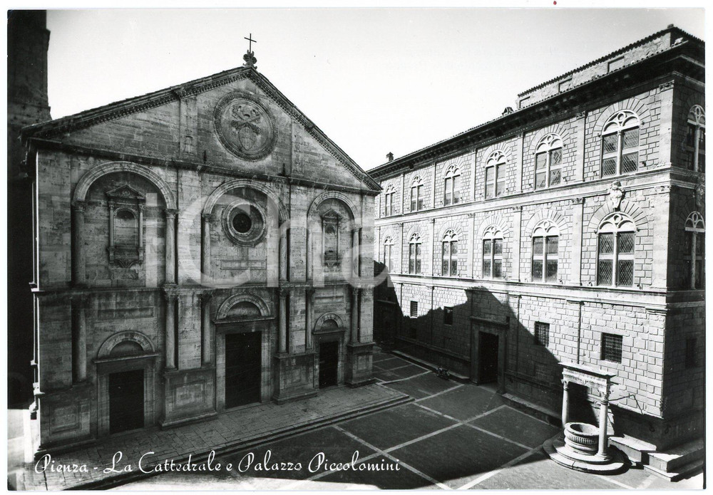 Cartolina originale da collezione 1950 ca PIENZA Concattedrale Santa Maria Assunta PALAZZO PICCOLOMINI Cartolina 1