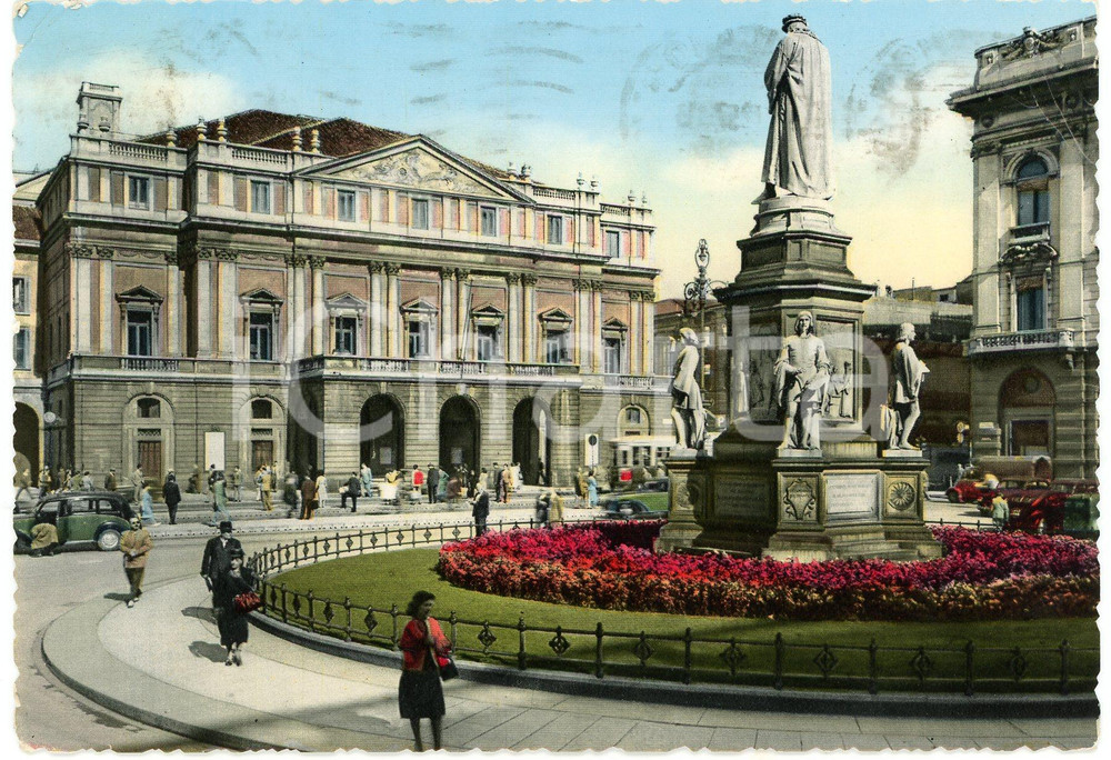Cartolina originale da collezione 1957 MILANO Teatro alla Scala  Monumento a Leonardo da Vinci  Cartolina VG 1