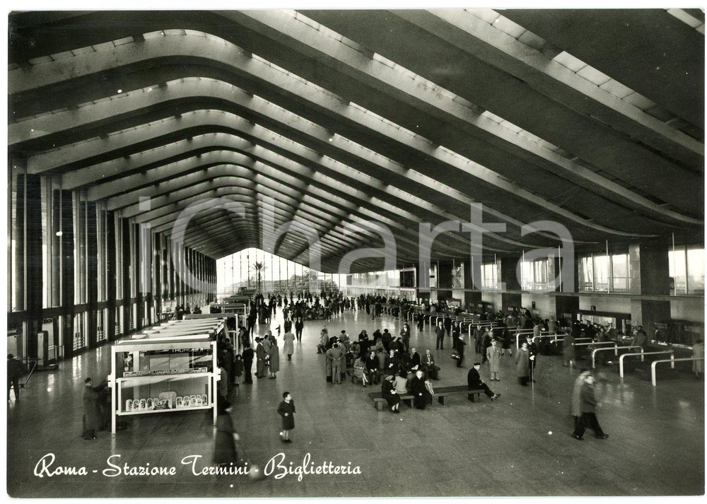 Cartolina originale da collezione 1956 ROMA Biglietteria della Stazione Termini  Cartolina ANIMATA FG VG 1