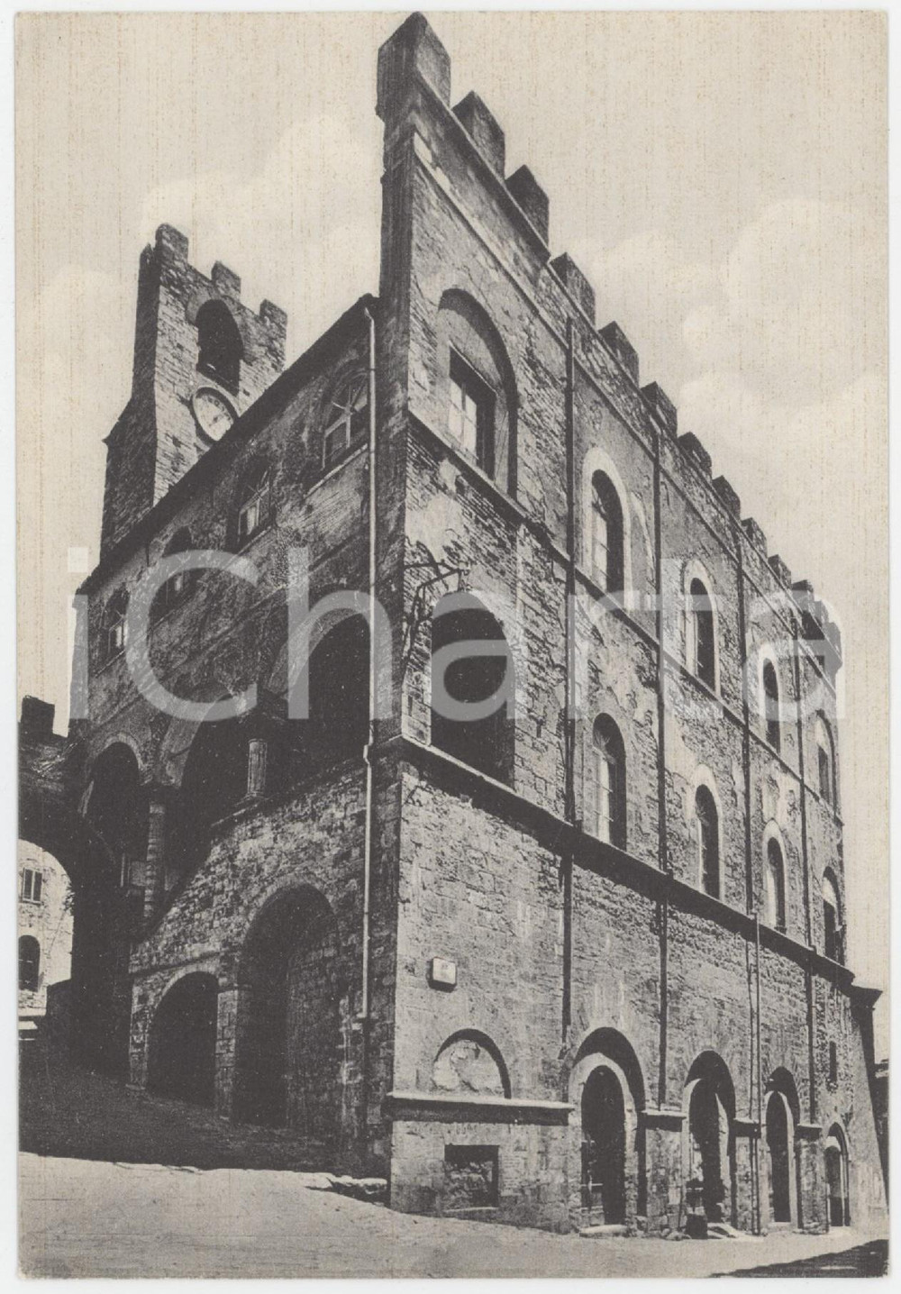 Cartolina originale da collezione 1950 ca SUVERETO LI Palazzo Municipale  Cartolina FG NV 1