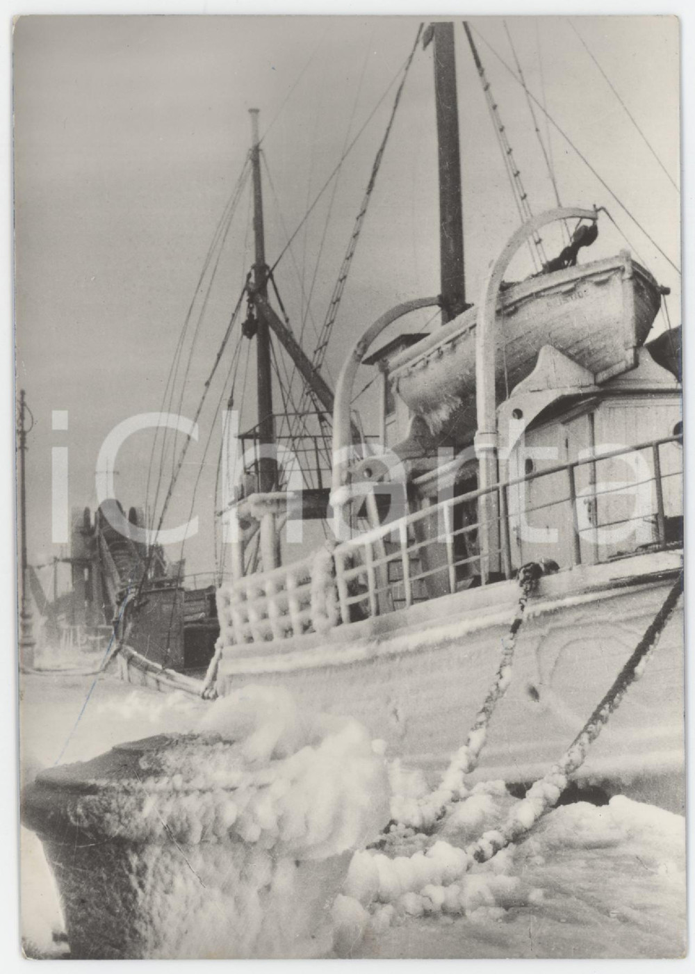 Cartolina originale da collezione 1958 TRIESTE Molo Venezia innevato  Cartolina FG VG 1