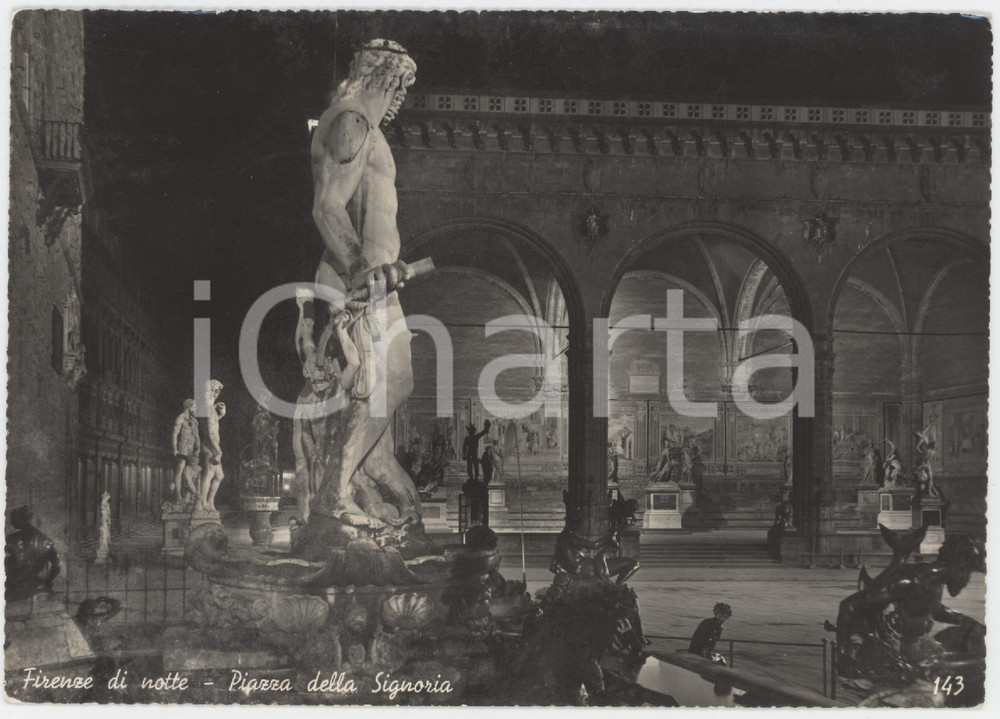 Cartolina originale da collezione 1960 ca FIRENZE Fontana del Nettuno in Piazza della Signoria  Cartolina FG 1